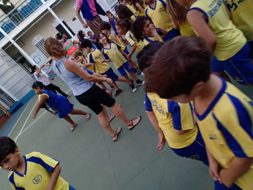 IMG_20230327_172446038_BURST000_COVER_TOP