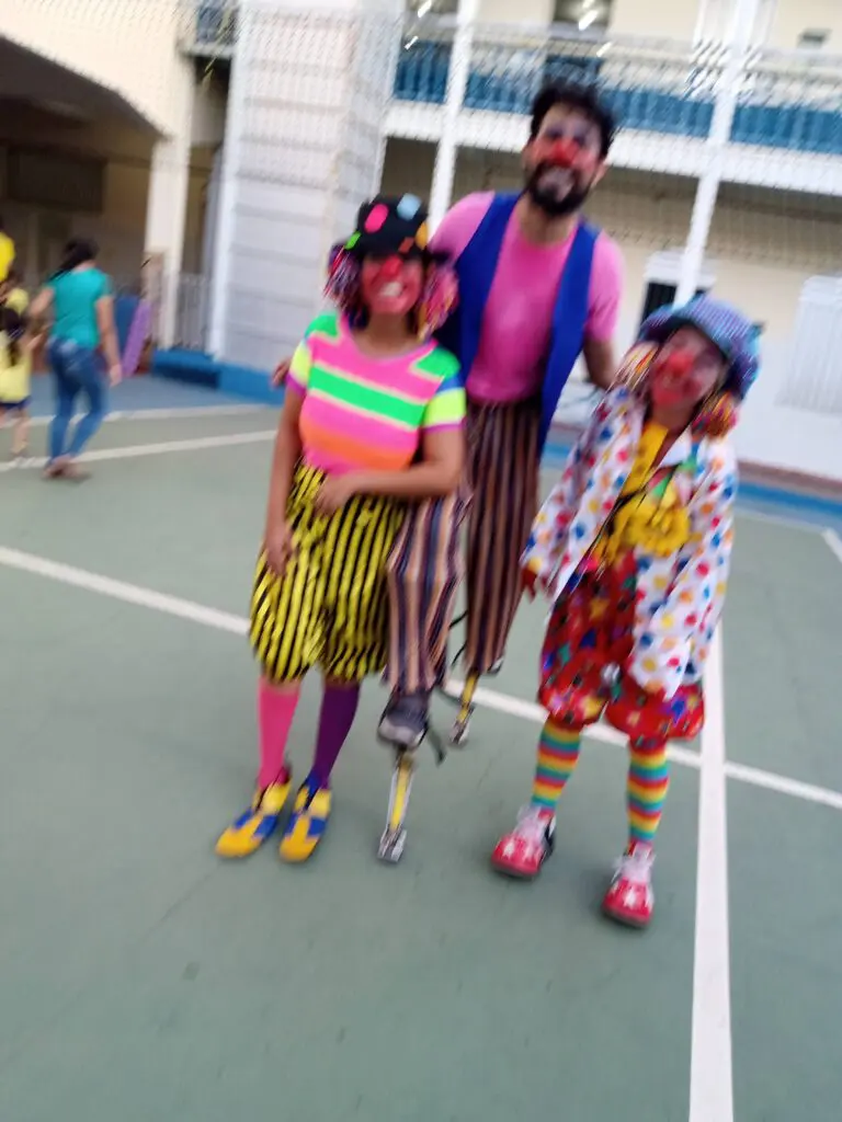 IMG_20230327_172803562_BURST000_COVER_TOP