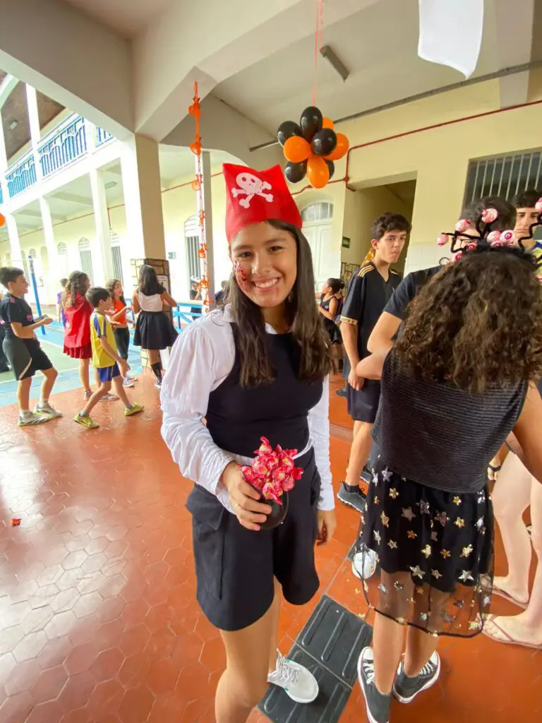 WhatsApp Image 2023-10-27 at 11.06.25 (1)