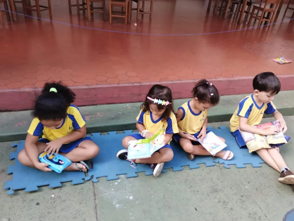 7982512e-47bd-4482-b224-bbc51573984b