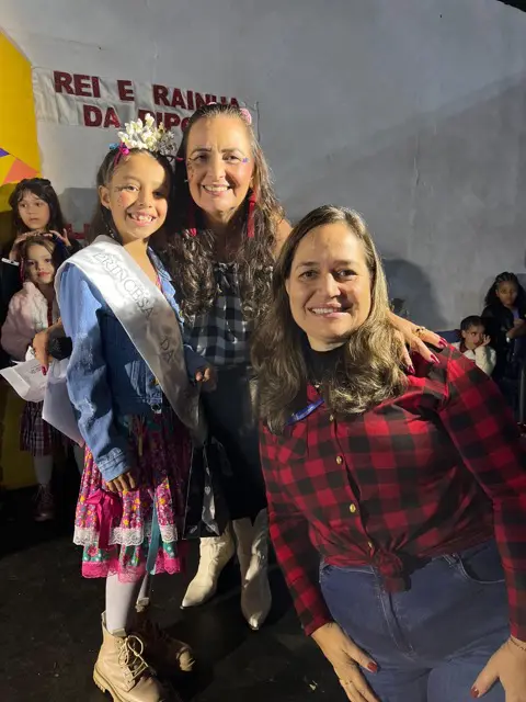 WhatsApp Image 2025-06-15 at 12.26.10 (1) Média