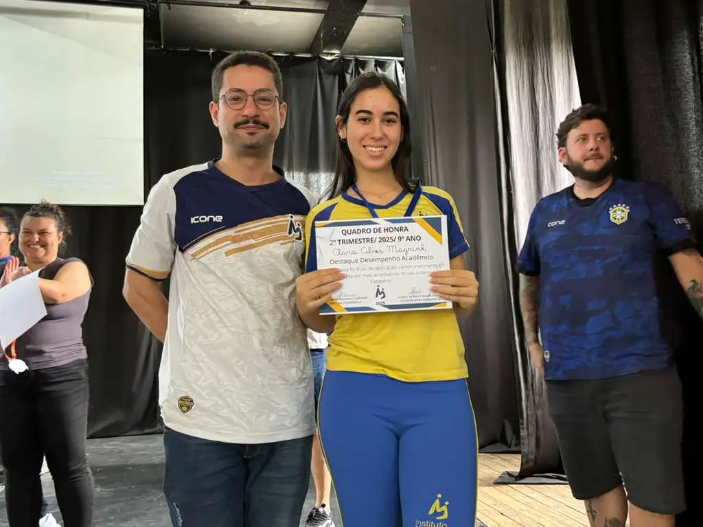 WhatsApp Image 2025-10-17 at 15.14.01 (1)