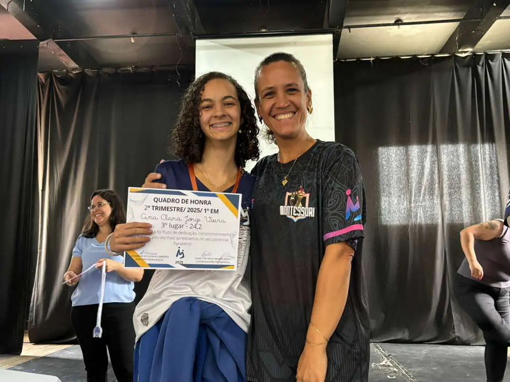 WhatsApp Image 2025-10-17 at 15.14.05 (1)