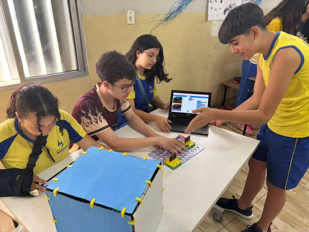 WhatsApp Image 2025-10-18 at 10.12.02 (2)